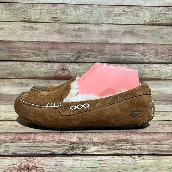 Ugg Brown Ansley Loafers - Picture 1 of 8